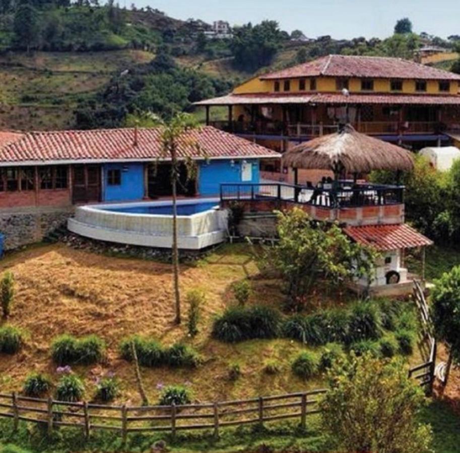 Castillo De Cascadas Finca Hotel Salamina Exteriér fotografie